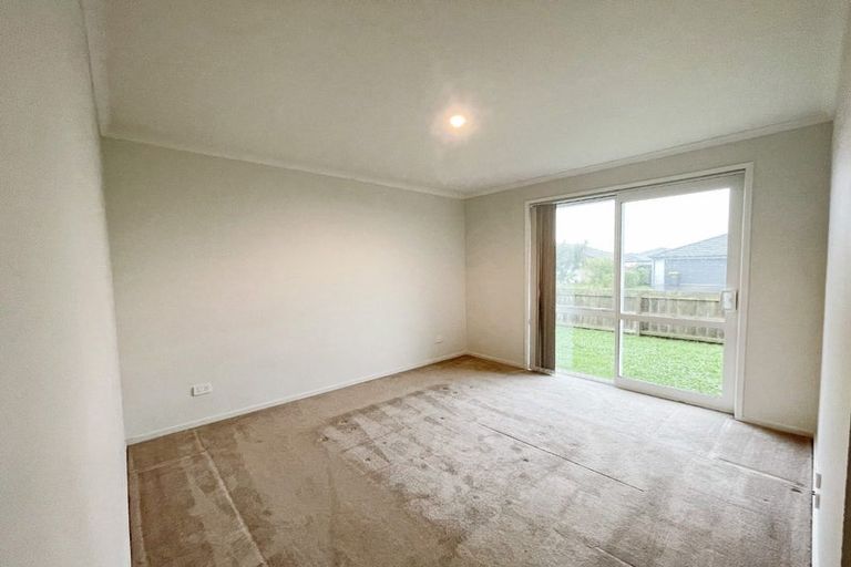 Photo of property in 9 Lamborn Drive, Papakura, 2110