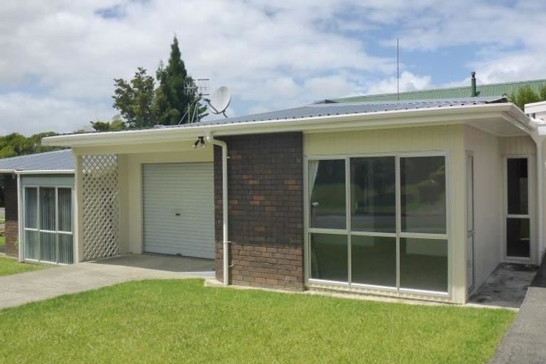 Photo of property in 189 Fairway Drive, Te Kamo, Whangarei, 0112