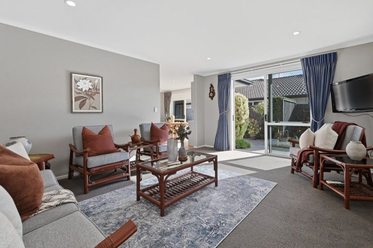 Photo of property in 15 Hansard Place, Bethlehem, Tauranga, 3110