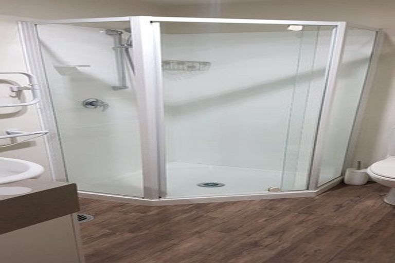 Photo of property in 1/24 Whitmore Street, Edgeware, Christchurch, 8013