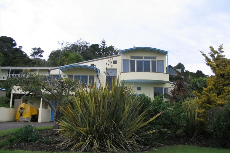 Photo of property in 1 Kotare Drive, Coopers Beach, 0420