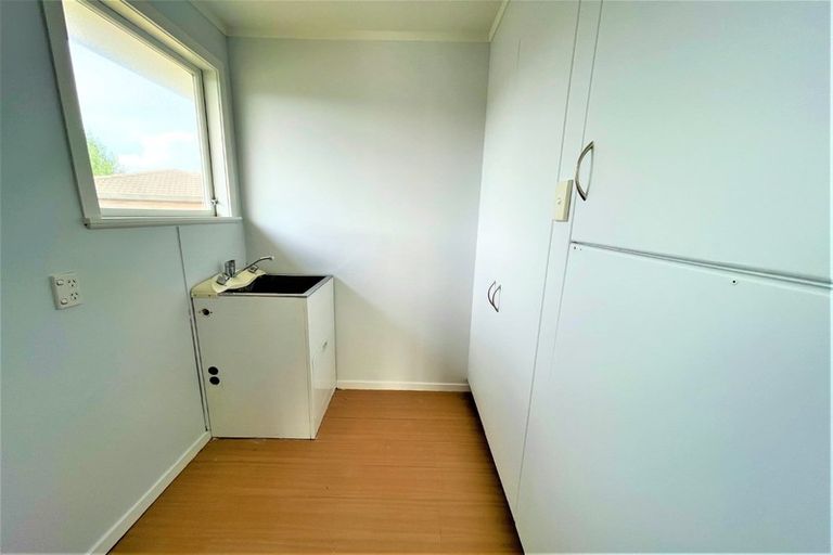 Photo of property in 1/70 Chartwell Avenue, Glenfield, Auckland, 0629