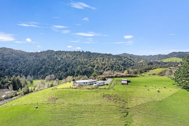 Photo of property in 24 Moumoukai Road, Hunua, Papakura, 2583
