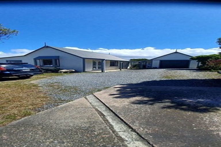 Photo of property in 4 Earn Place, Southgate, Wellington, 6023