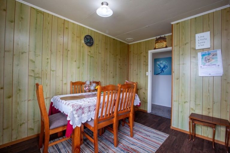 Photo of property in 42 Leicester Street, Cannons Creek, Porirua, 5024