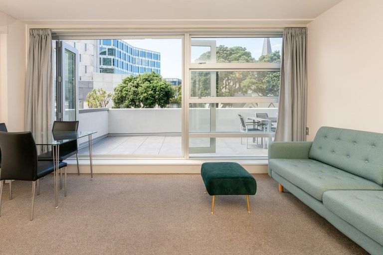 Photo of property in St Pauls Apartments, 4/43 Mulgrave Street, Thorndon, Wellington, 6011