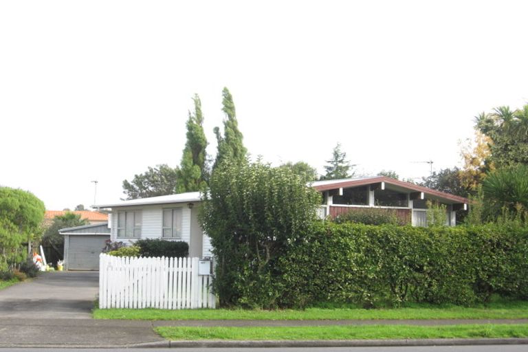 Photo of property in 407 Bucklands Beach Road, Bucklands Beach, Auckland, 2012