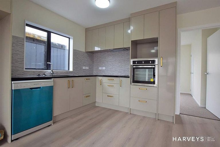 Photo of property in 12 Pleasant Road, Glen Eden, Auckland, 0602