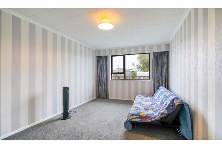Photo of property in 8 Myers Street, Waikiwi, Invercargill, 9810