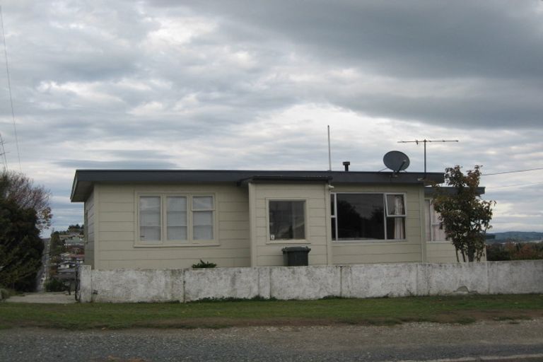 Photo of property in 36 Harwich Street, Balclutha, 9230