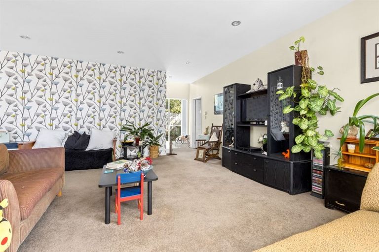 Photo of property in 140 Awaruku Road, Torbay, Auckland, 0630