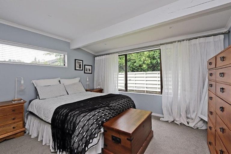 Photo of property in 33 Hetley Crescent, Taradale, Napier, 4112