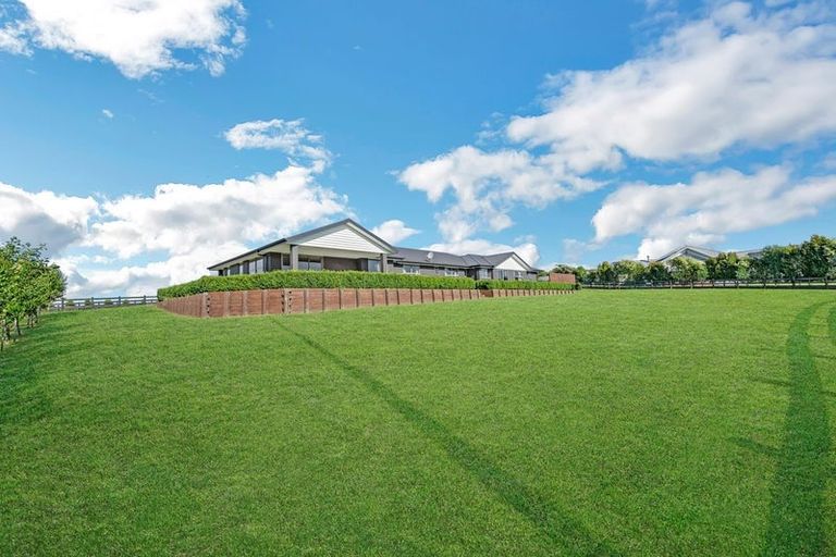 Photo of property in 54 Te Ara Aukati Terrace, Pokeno, 2471