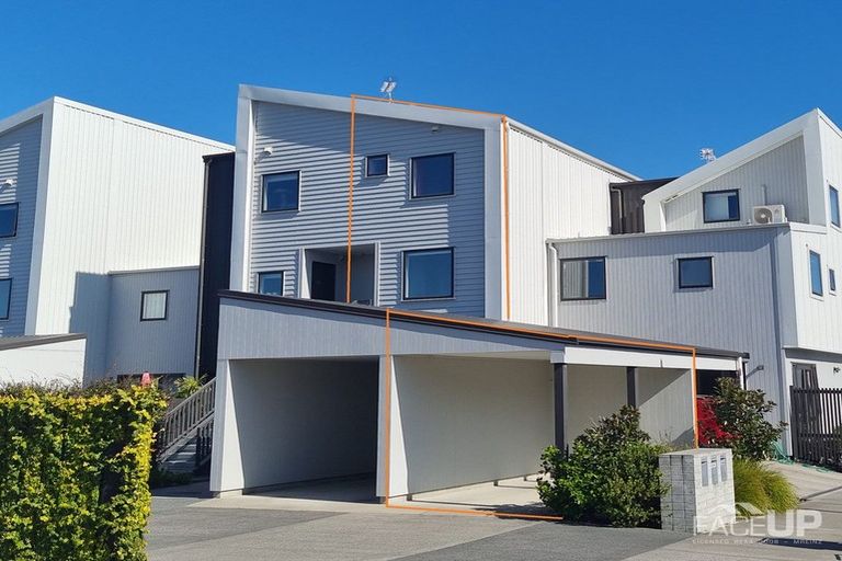 Photo of property in 24 Mapou Road, Hobsonville, Auckland, 0616