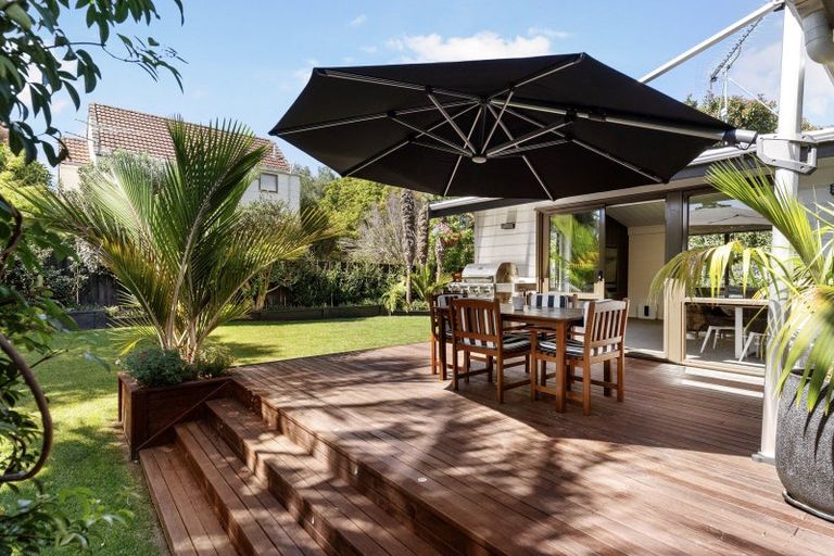 Photo of property in 68a Wellington Street, Howick, Auckland, 2014