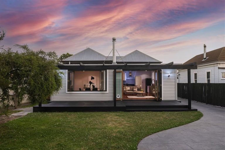 Photo of property in 25 Southey Street, Sydenham, Christchurch, 8023