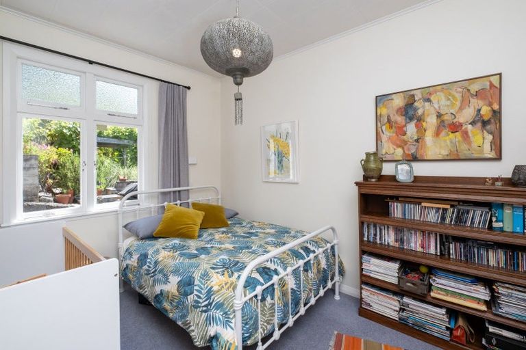 Photo of property in 8 Goldsmith Terrace, Hospital Hill, Napier, 4110