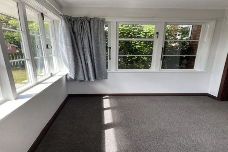 Photo of property in 30 Piko Crescent, Riccarton, Christchurch, 8041