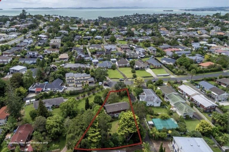 Photo of property in 18 Pine Terrace, Howick, Auckland, 2014