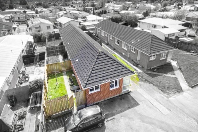 Photo of property in 1/29 Hillside Drive, Maoribank, Upper Hutt, 5018