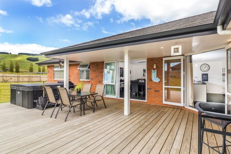 Photo of property in 27/500 Kinloch Road, Kinloch, Taupo, 3377