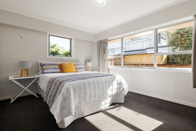 Photo of property in 1 Glading Place, St Andrews, Hamilton, 3200