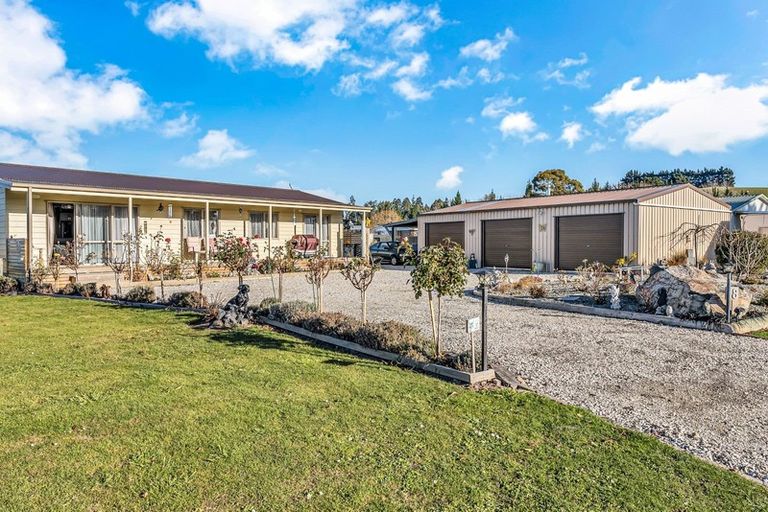 Photo of property in 18 Watkin Drive, Karitane, Waikouaiti, 9471