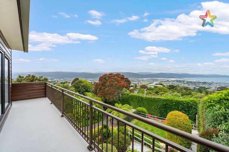 Photo of property in 57 Pokohiwi Road, Normandale, Lower Hutt, 5010