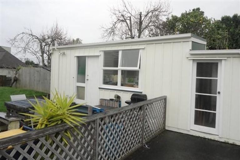 Photo of property in 5 Mariposa Crescent, Birkenhead, Auckland, 0626