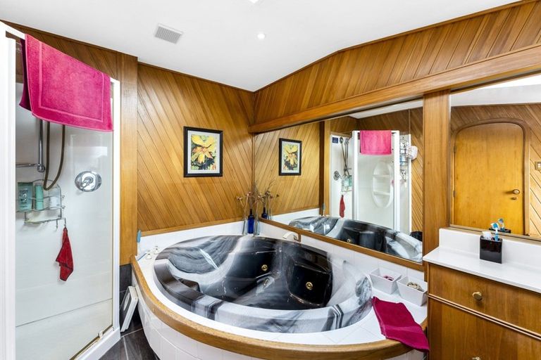 Photo of property in 21 Dalton Grove, Stokes Valley, Lower Hutt, 5019