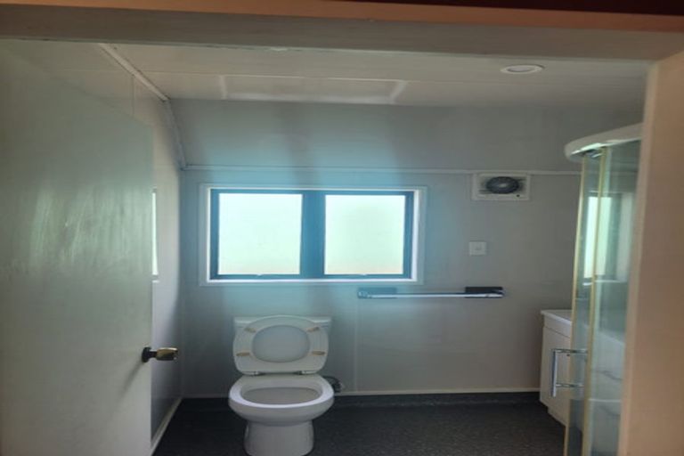 Photo of property in 6-8 Rolleston Street, Mount Cook, Wellington, 6021