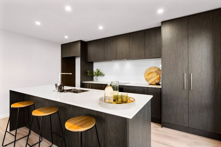 Photo of property in 6/102 Eriksen Road, Te Awa, Napier, 4110