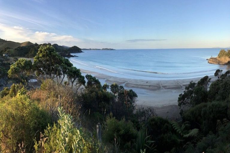 Photo of property in 1305b Matapouri Road, Matapouri, Whangarei, 0173