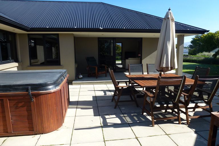 Photo of property in 18 Walnut Grove, Alexandra, 9320