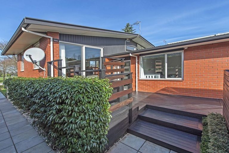 Photo of property in 25 Roydvale Avenue, Burnside, Christchurch, 8042