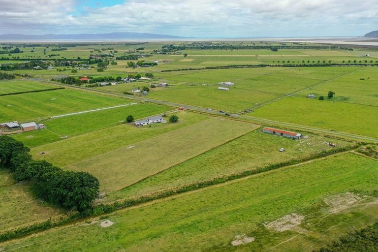 Photo of property in 40 Old Ferry Road, Orongo, Thames, 3574