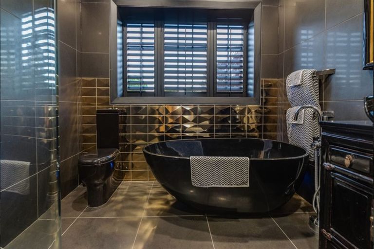 Photo of property in 1 Rochdale Street, Fendalton, Christchurch, 8014