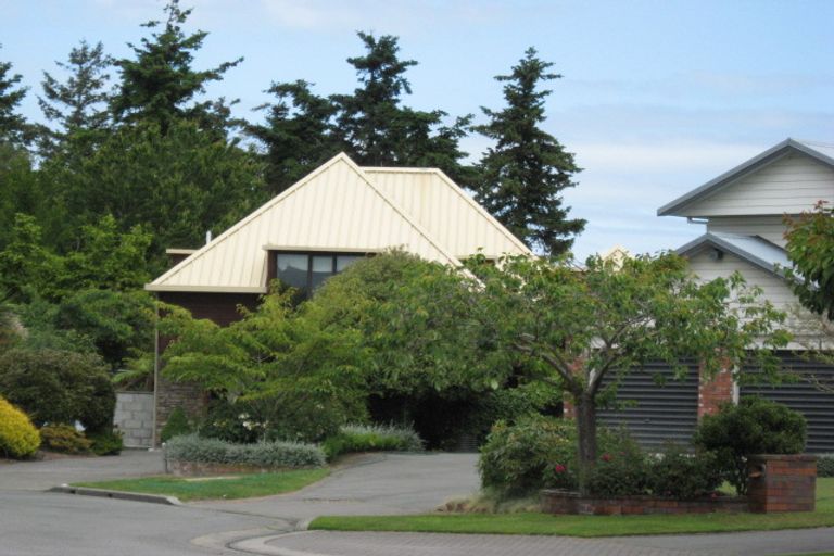 Photo of property in 35 O'connor Place, Burnside, Christchurch, 8053