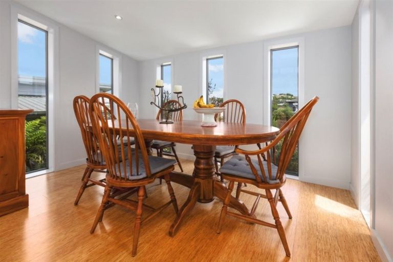 Photo of property in 40 Mo Street, Camborne, Porirua, 5026