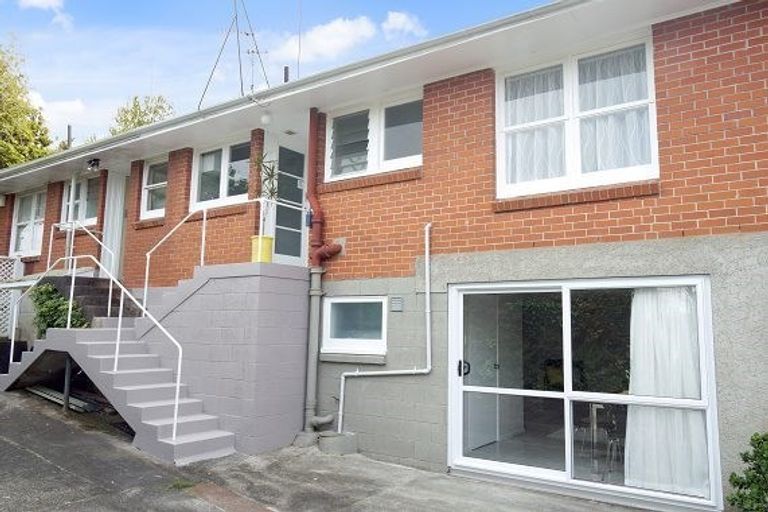 Photo of property in 5 Bloomfield Place, Epsom, Auckland, 1023