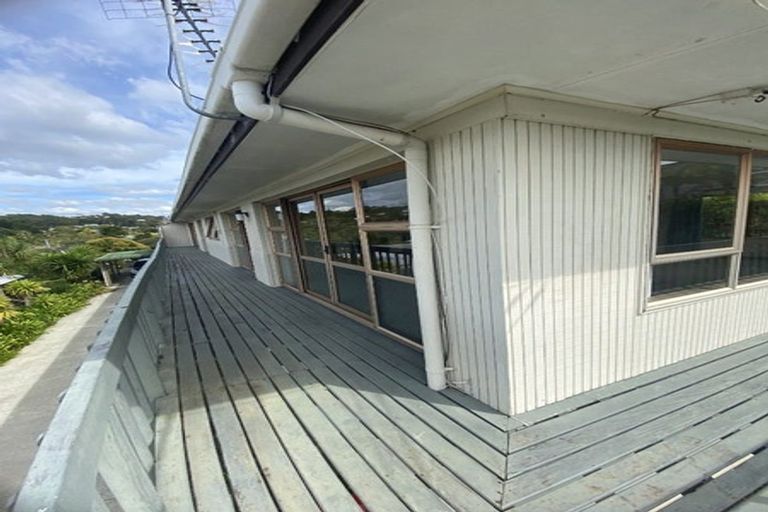 Photo of property in 1/46 Lyons Avenue, Murrays Bay, Auckland, 0630