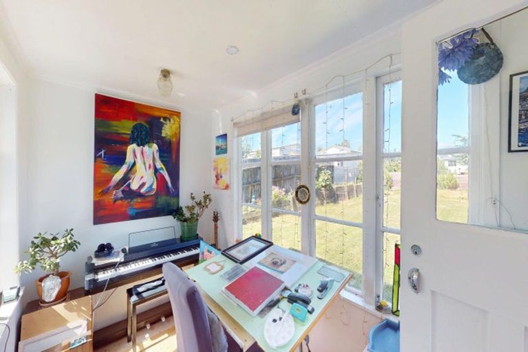 Photo of property in 108 Rua Avenue, Waitarere Beach, Levin, 5510