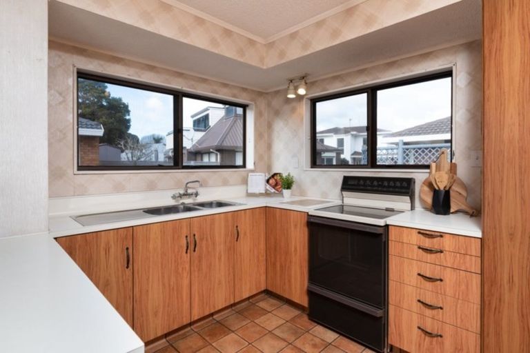 Photo of property in 8 Terrace Avenue, Mount Maunganui, 3116