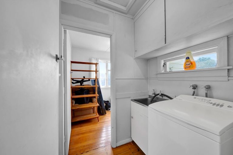 Photo of property in 16 Grey Street, Hawera, 4610