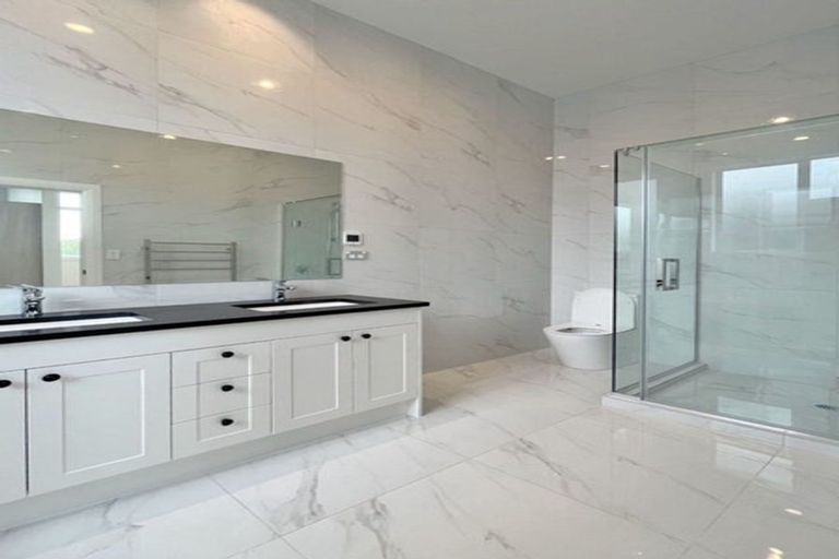 Photo of property in 30 Kenmure Avenue, Forrest Hill, Auckland, 0620