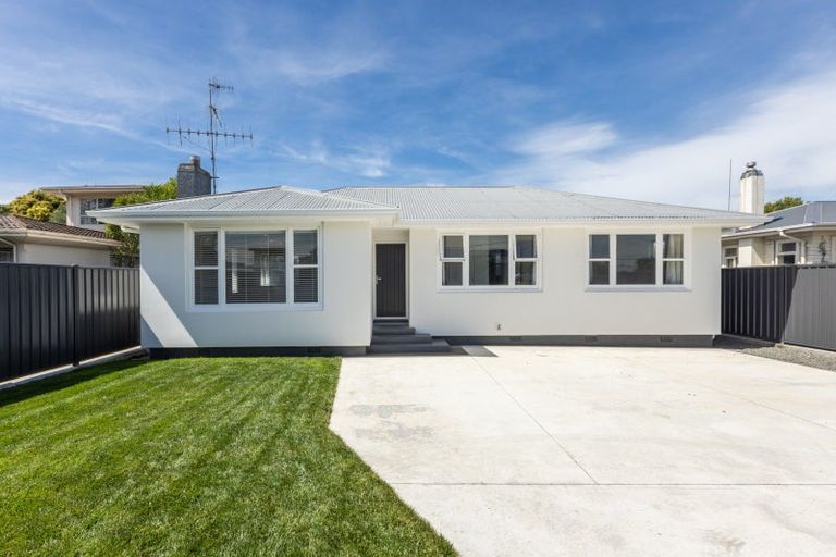 Photo of property in 97 Taradale Road, Onekawa, Napier, 4110