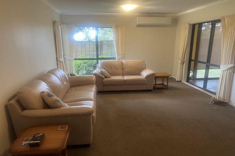 Photo of property in 2 Courtvale Place, Flat Bush, Auckland, 2019