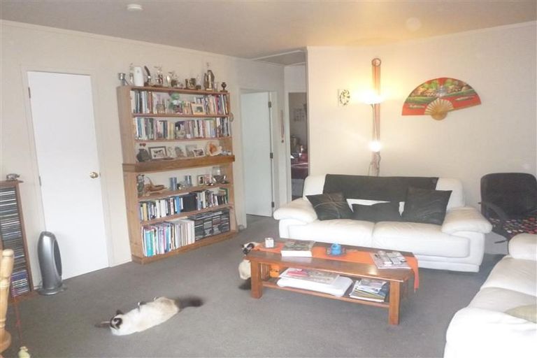 Photo of property in 13 Raukawa Street, Stokes Valley, Lower Hutt, 5019