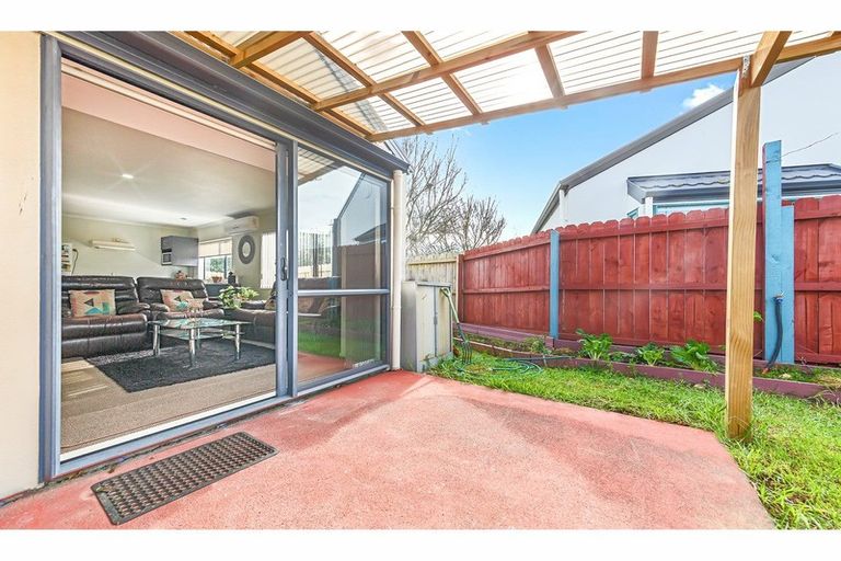 Photo of property in 4 Otago Place, Favona, Auckland, 2024