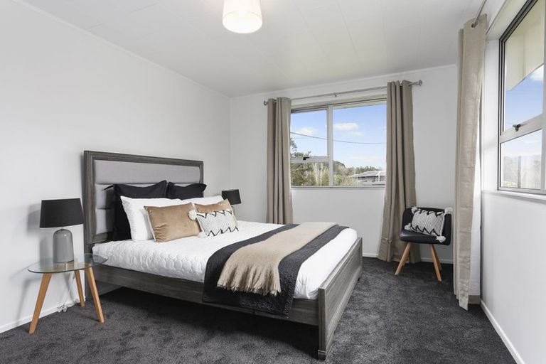 Photo of property in 110 Parrs Cross Road, Sunnyvale, Auckland, 0612